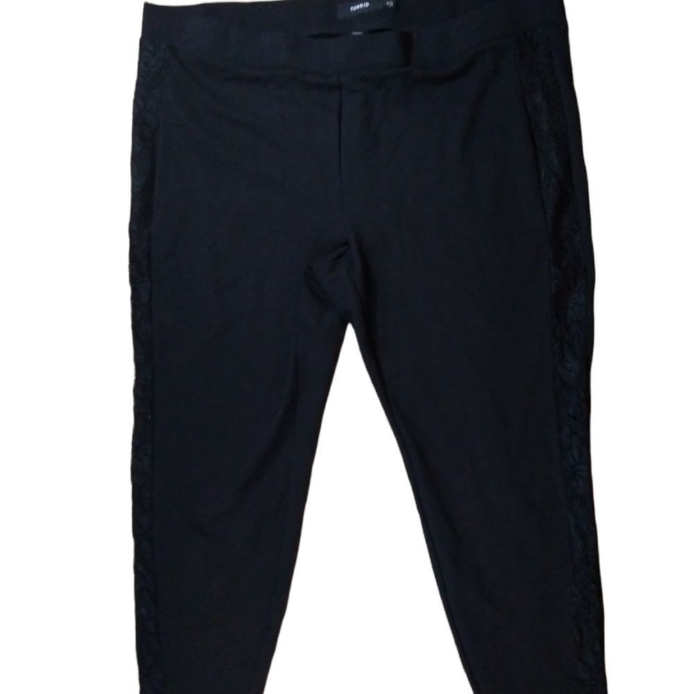 Torrid black leggings trousers with lace size 4